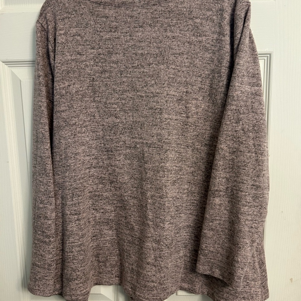 Women's Casual Heathered Top with Tie-Front - Picture 3 of 3